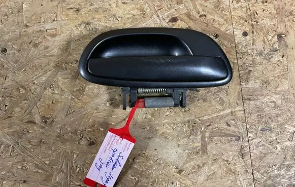 Subaru Legacy Rear door exterior handle 