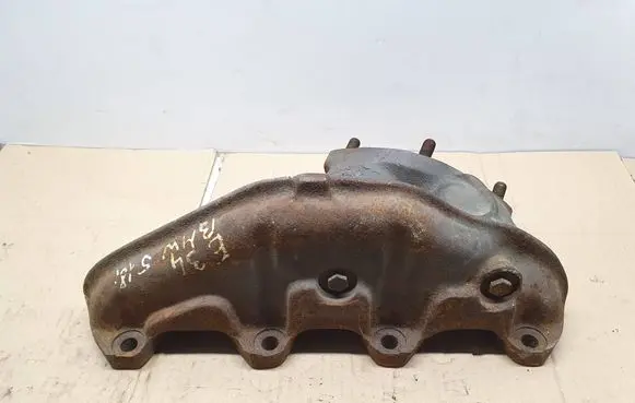 BMW 5 E34 Exhaust manifold