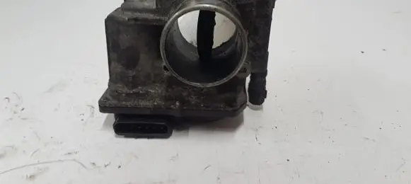 Mazda 6 Throttle valve RF7J136B0