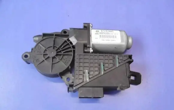 Skoda Fabia Mk1 (6Y) Wiper motor 6Y1959801