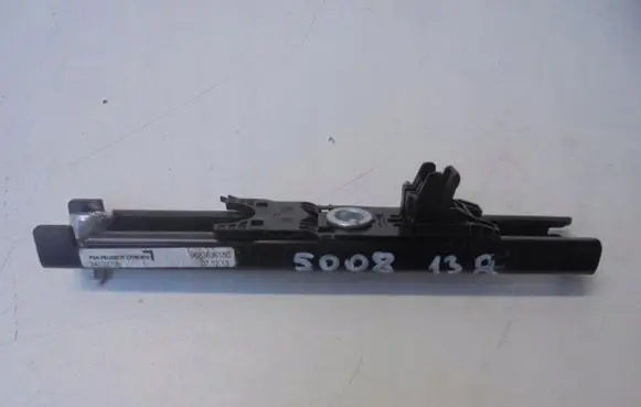 Peugeot 5008 Seat belt adjustment rail 9681508980