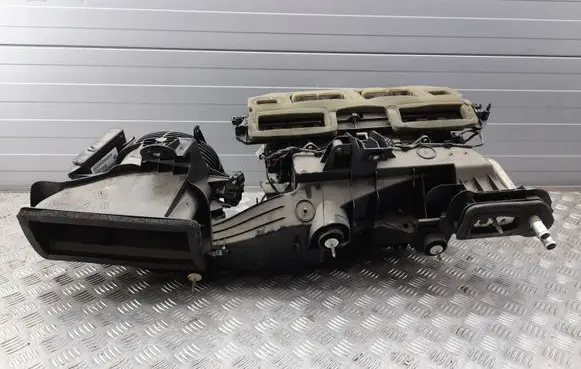 Dodge Challenger Interior heater climate box assembly 68334968AA