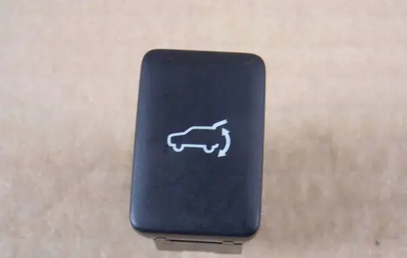 Mitsubishi Outlander Tailgate opening switch 8616A081