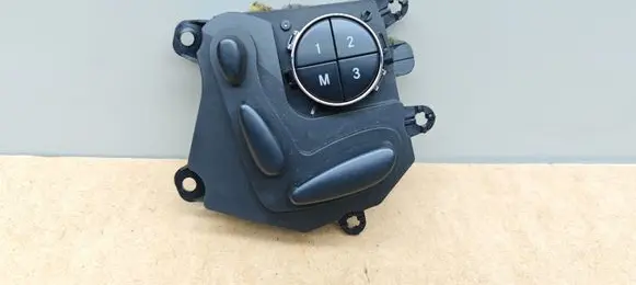 Mercedes-Benz CLS C219 Seat control switch 2118217979