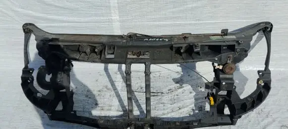 Renault Master III Radiator support slam panel