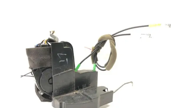 Mazda CX-7 Rear door lock 