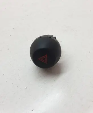 Toyota RAV 4 (XA30) Hazard light switch