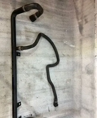 BMW 5 E60 E61 Engine coolant pipe/hose 7510618