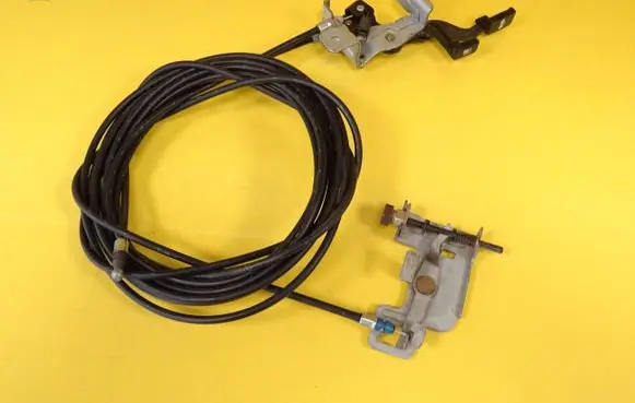 Suzuki Baleno EG Fuel cap flap release cable 