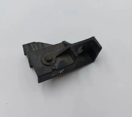 Mini Cooper Countryman R60 Radiator mount bracket 16614910