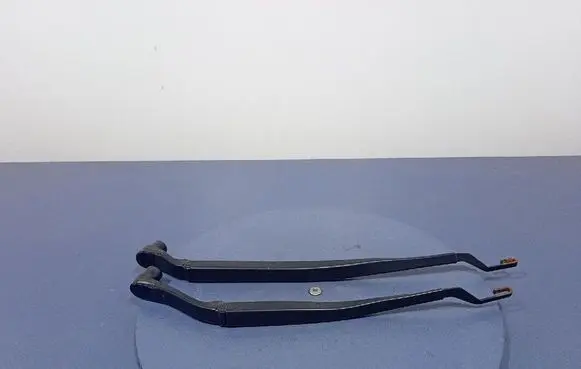 Jeep Grand Cherokee Front wiper blade arm