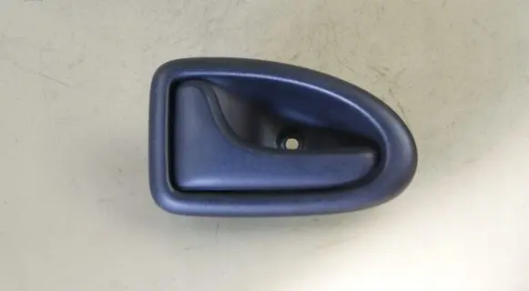 Loading door interior handle