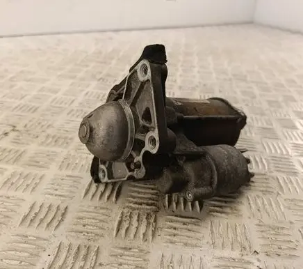 Nissan X-Trail T32 Starter motor 233001596R