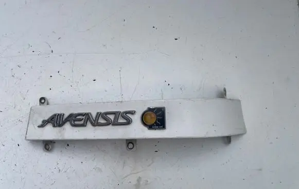 Toyota Avensis T220 Rear/tail light trim molding 