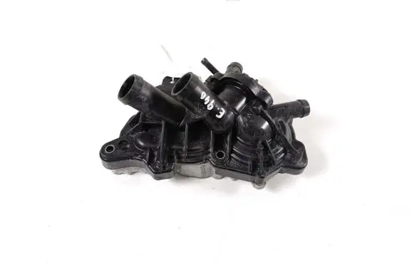 Volkswagen Golf VII Water pump 04E121042L