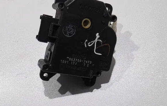 Lexus IS 200-300 Air flap motor/actuator 0637007470