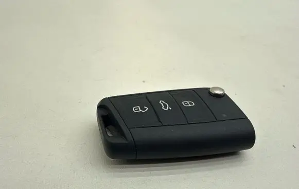 Seat Arona Ignition key/card 