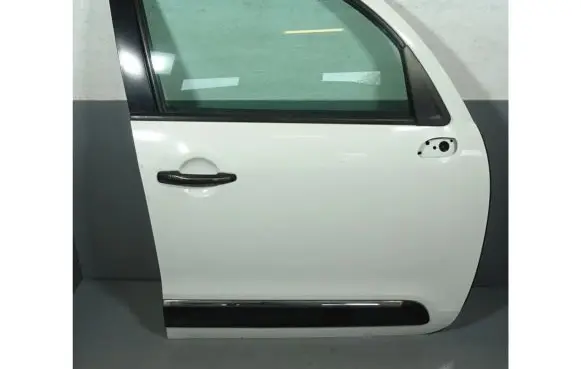 Citroen C3 Picasso Front door