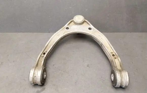 Volkswagen Touareg I Front lower control arm/wishbone 7L0407047B