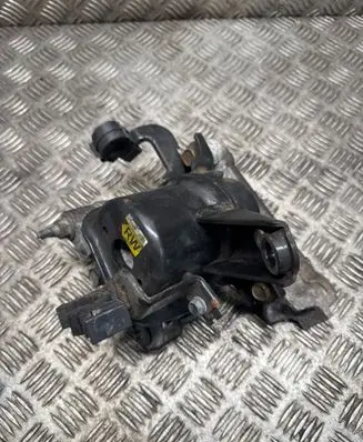 Toyota Avensis T270 Engine mount bracket 