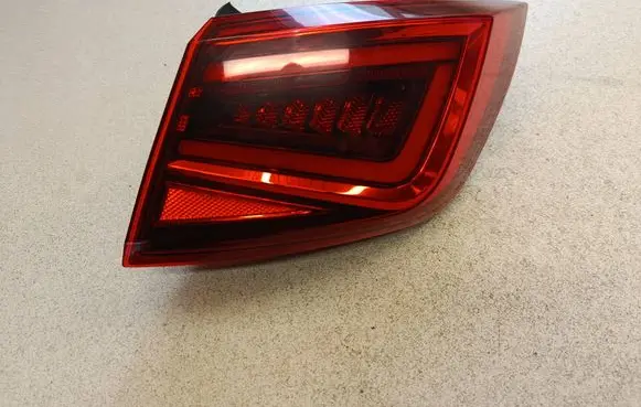Seat Leon (5F) Rear/tail lights 5F9945208B 900963382XK 90096338