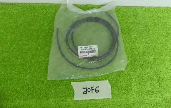 Toyota Auris E180 Rubber seal tailgate window/glass 5611750140