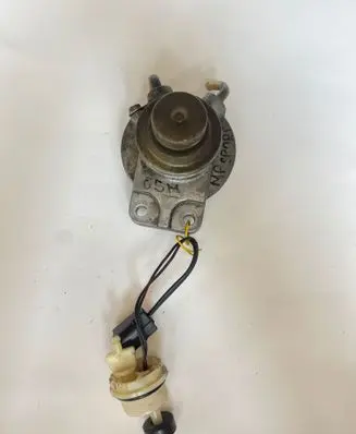 Mitsubishi Pajero Sport I Fuel filter housing 