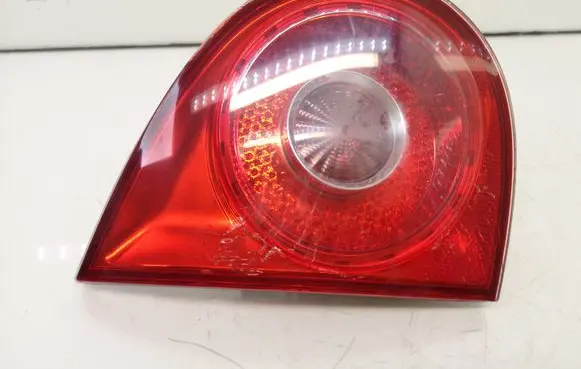 Volkswagen Golf V Tailgate rear/tail lights 1K6945093J 1K6945259