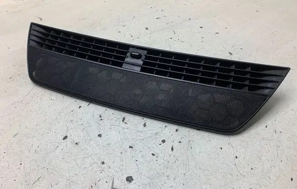 Dash center air vent grill