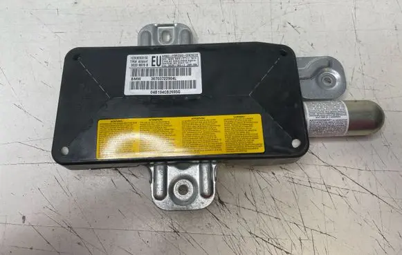 BMW 3 E46 Front door airbag 30703722904L 30339879B 1009080000158