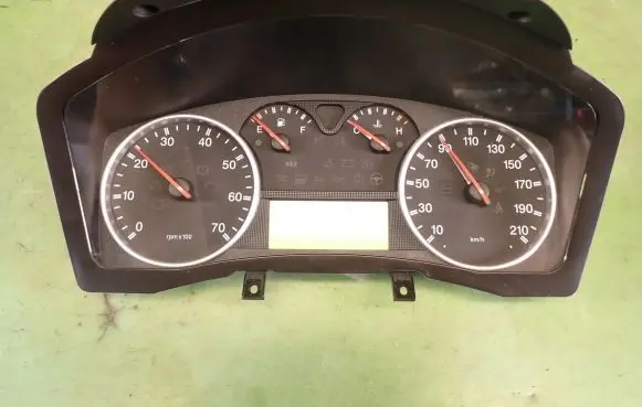 Fiat Croma Speedometer (instrument cluster) 51735925
