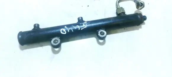 Land Rover Discovery 3 - LR3 Fuel main line pipe 4R8Q9D280BC A2S20001291