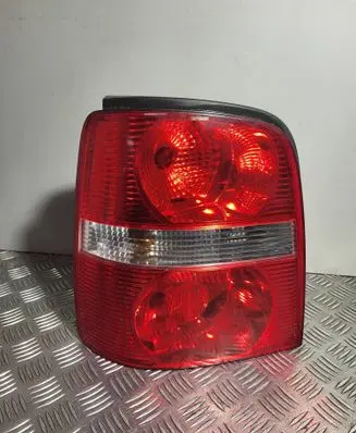 Volkswagen Touran I Rear/tail lights 1T0945095G 1T0945111E