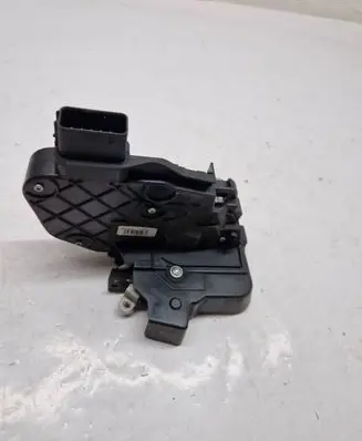 Volvo XC60 Front door lock 30799311