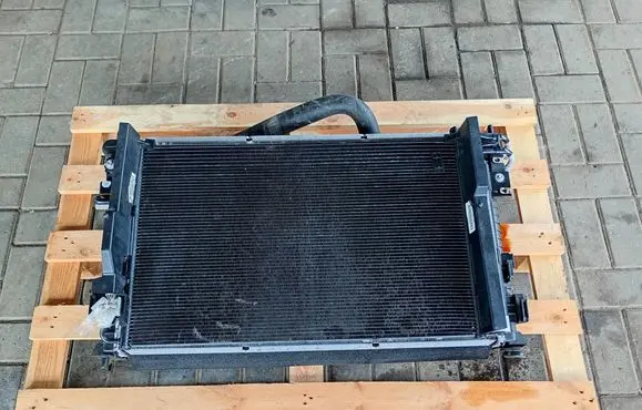 Ford Explorer V Radiator set DG138C607DC
