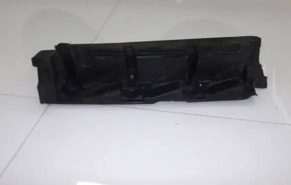 Mercedes-Benz C W204 Engine cover (trim) A6460161524