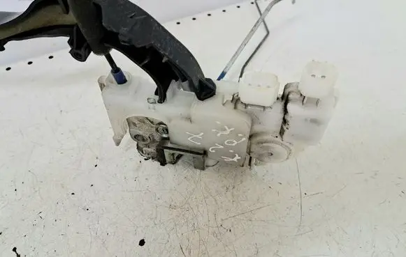 Honda Accord Front door lock 