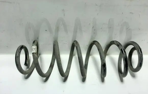 Volkswagen Golf VII Rear coil spring 5Q0511121AF