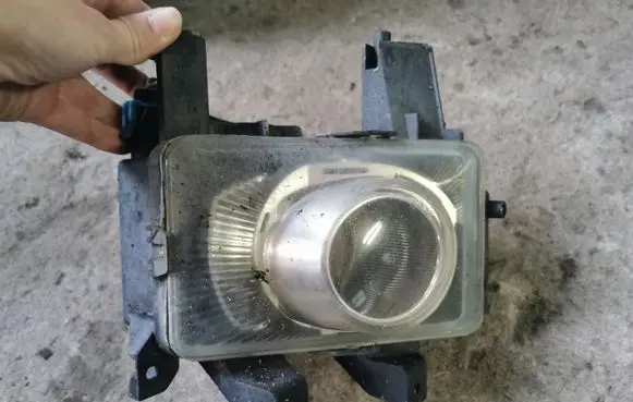Opel Astra H Front fog light 13261999
