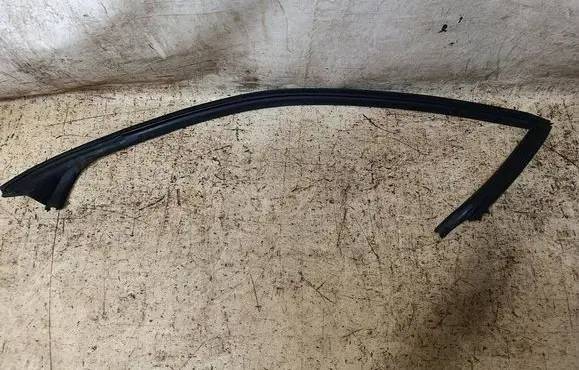 Volkswagen Scirocco Rubber seal front coupe door window 1K8867337S8 1K8867337