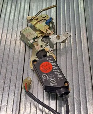 KIA Carnival Tailgate/trunk/boot lock/catch/latch