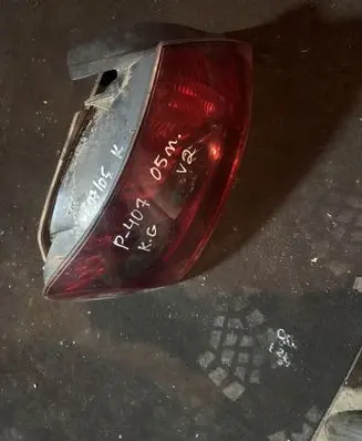 Peugeot 407 Rear/tail lights