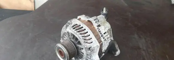 Subaru Forester SH Generator/alternator 23700AA590