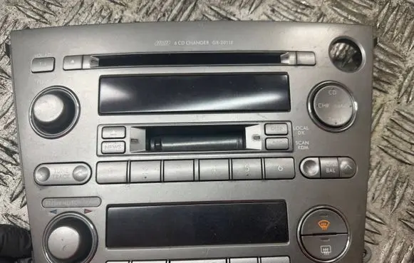 Subaru Legacy Head unit multimedia control 