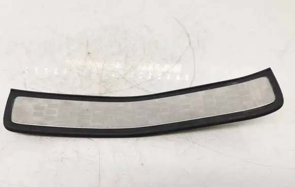 Honda CR-V Rear sill trim cover 84212SWAA012m1