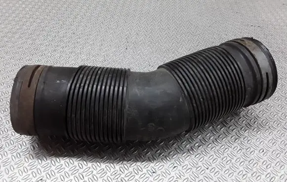 Seat Ibiza III (6L) Air intake duct part 6Q0129684AB