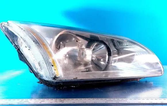 Ford Focus Headlight/headlamp 4M5113W029BC
