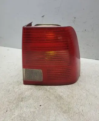 Volkswagen PASSAT B5 Rear/tail lights