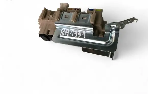 Nissan Navara D23 Fuse module 4KJ0A