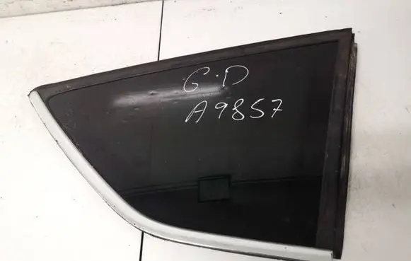 Ford Kuga I Rear side window as3